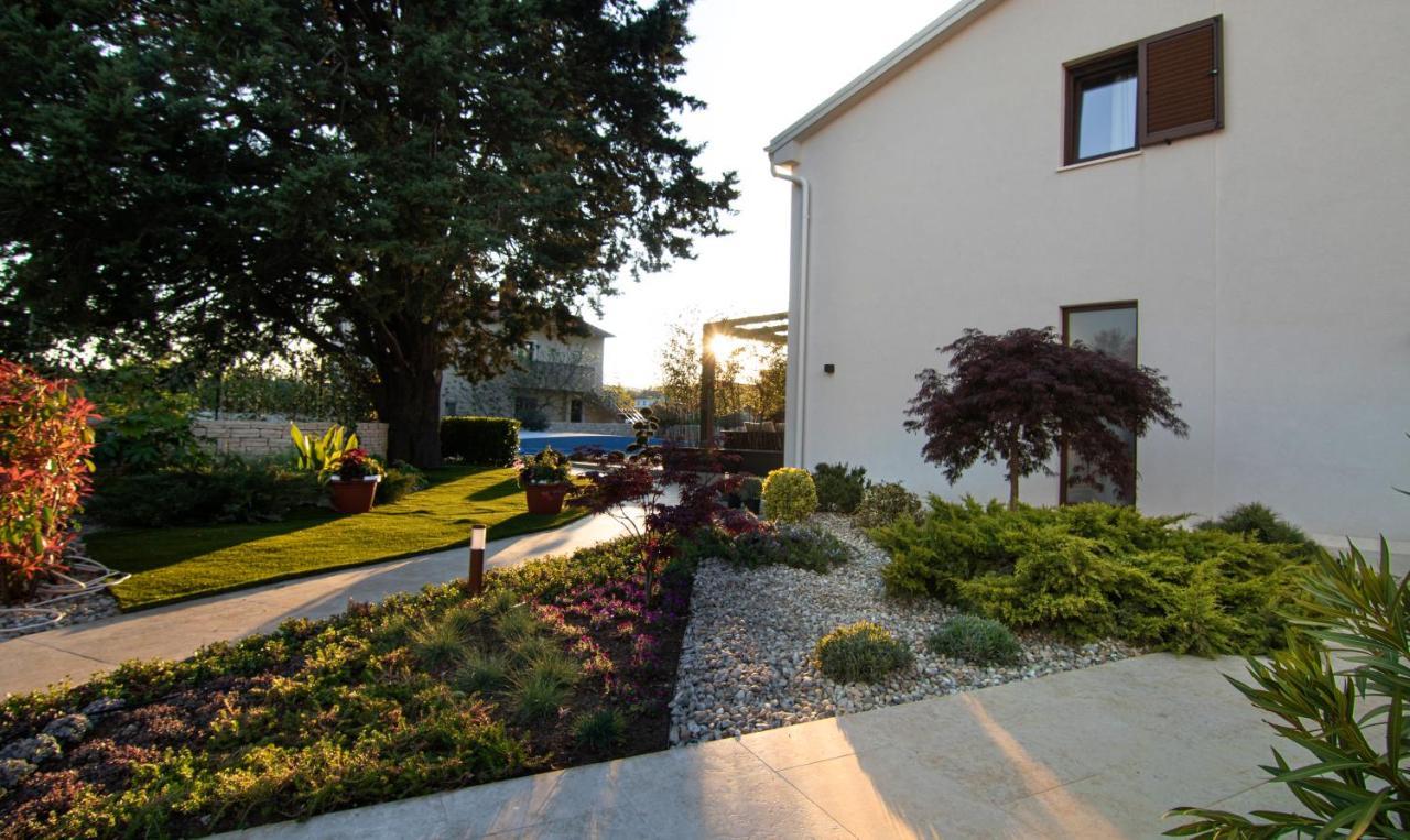 Villa Caprice - Krk Milohnici Екстер'єр фото