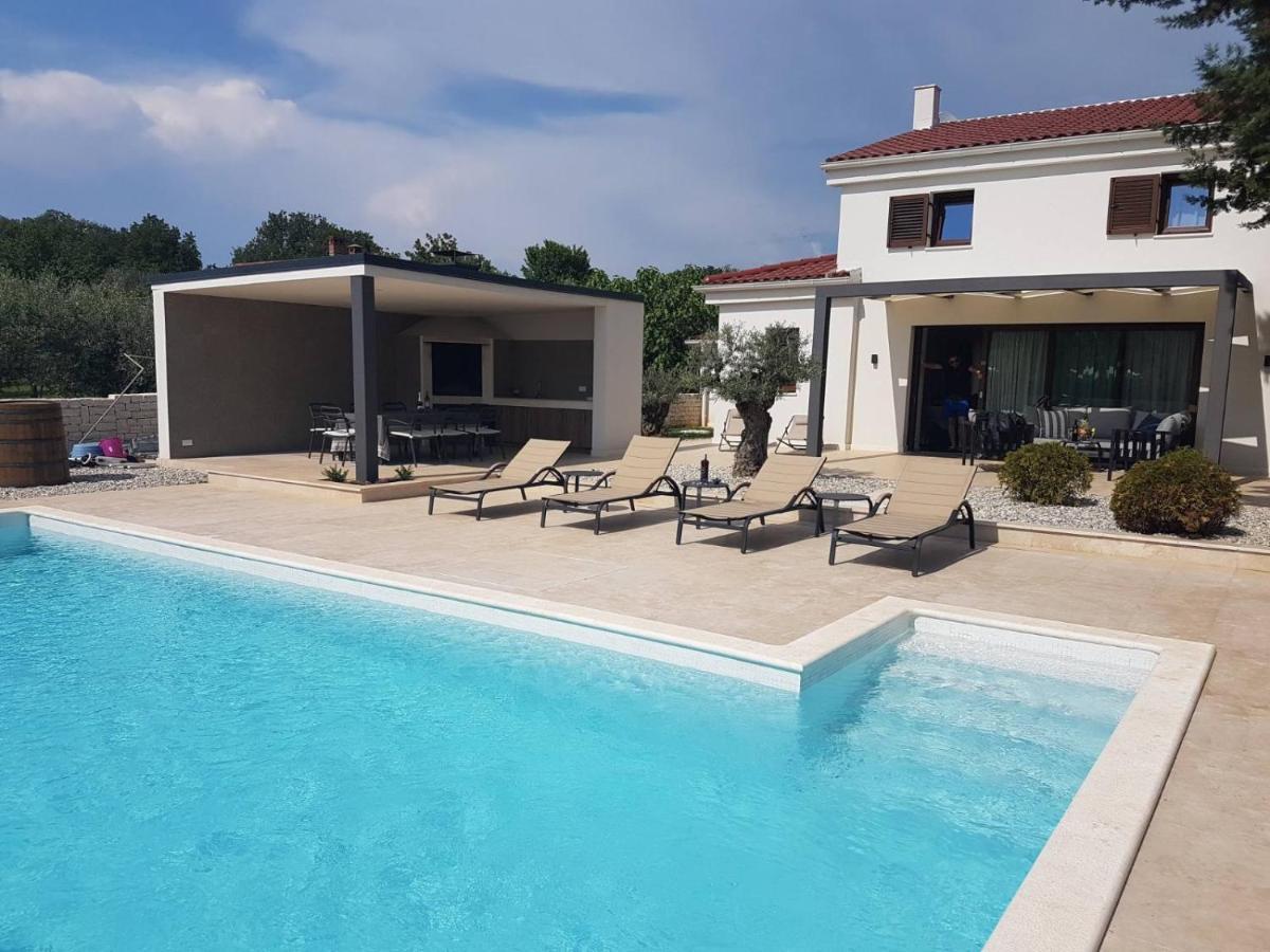 Villa Caprice - Krk Milohnici Екстер'єр фото