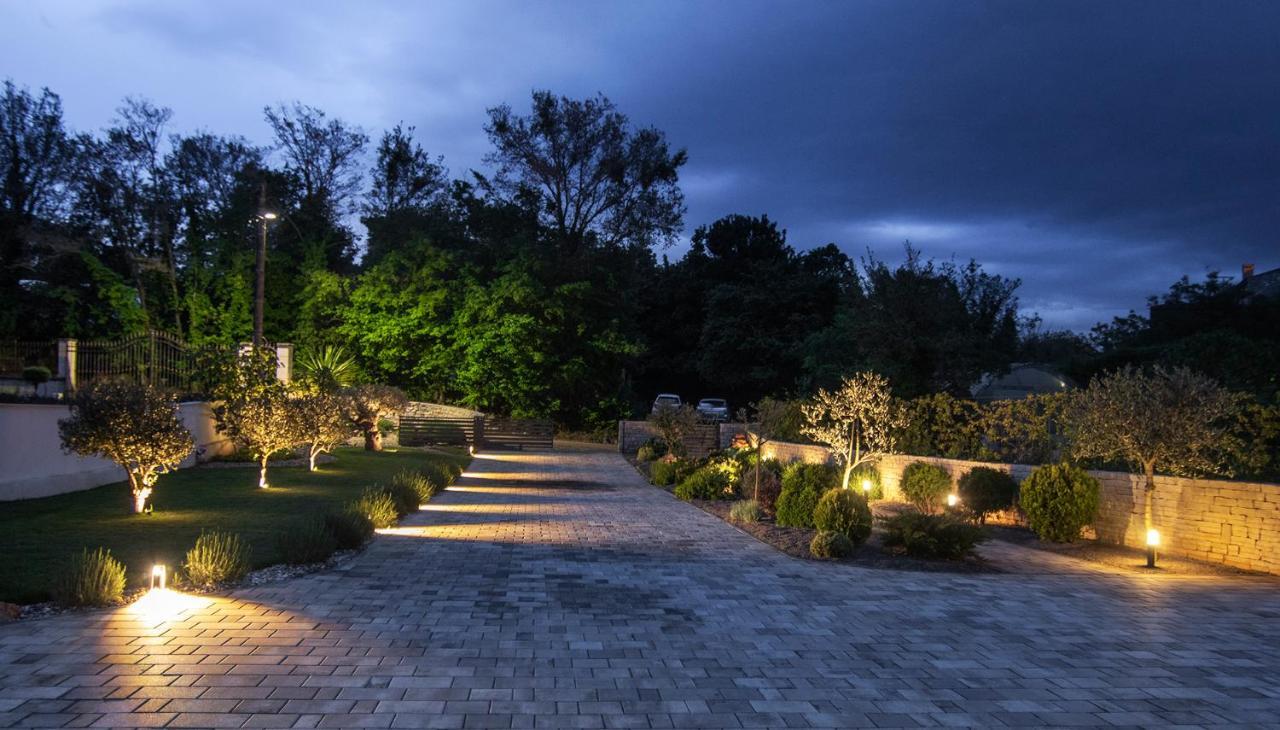 Villa Caprice - Krk Milohnici Екстер'єр фото
