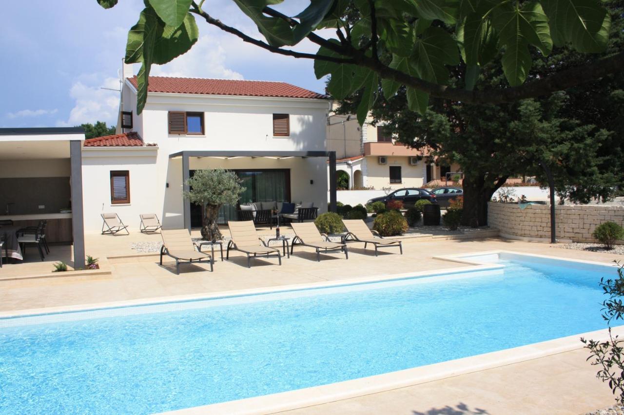 Villa Caprice - Krk Milohnici Екстер'єр фото
