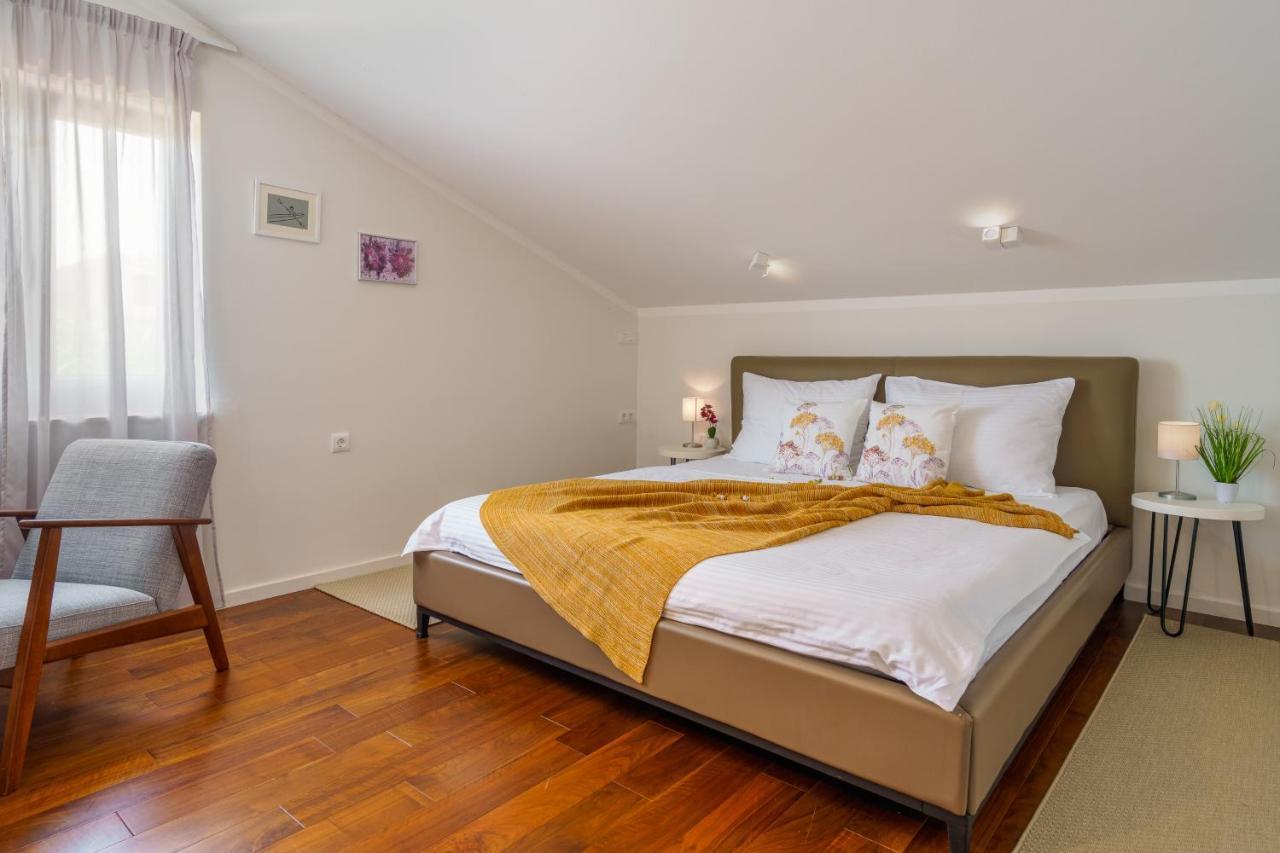 Villa Caprice - Krk Milohnici Екстер'єр фото
